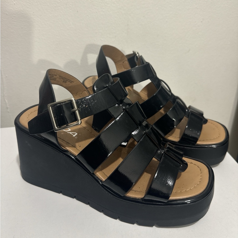 Moda Black Wedge Sandals for Women